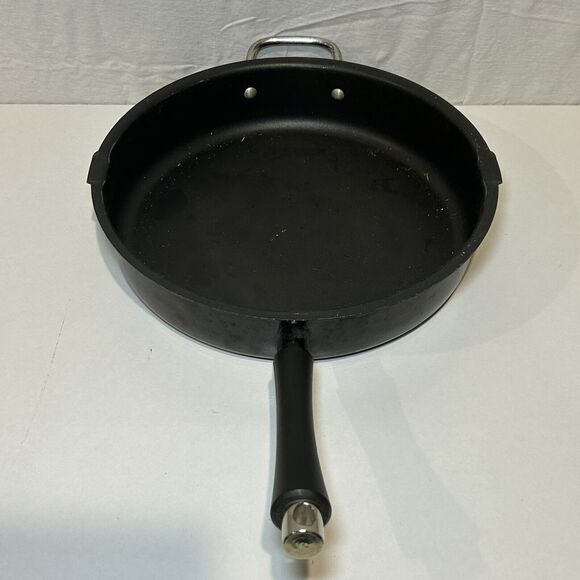 Nordic Ware 12 Inch Texas Skillet With Helper Handle Black - Picture 1 of 4